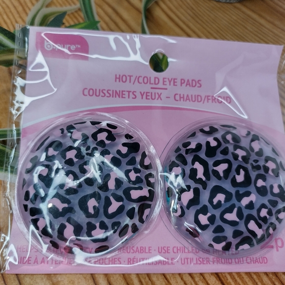 Kendall And Kylie Makeup Brush Case Bonus Cheetah Hot And Cold Eye Pads - Picture 12 of 15